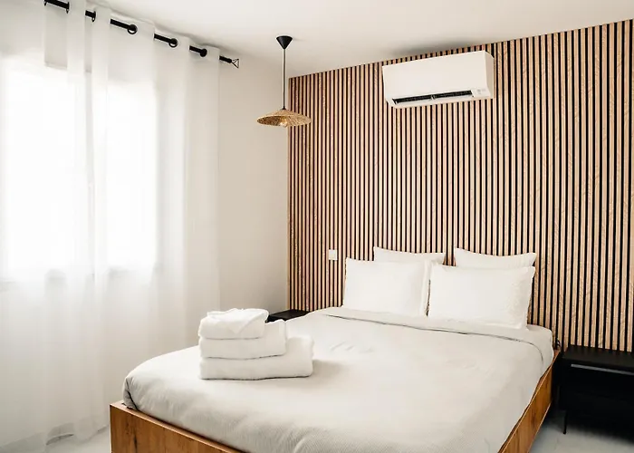 Spa&stay - Anna Outdoor Private Jacuzzi Goudargues